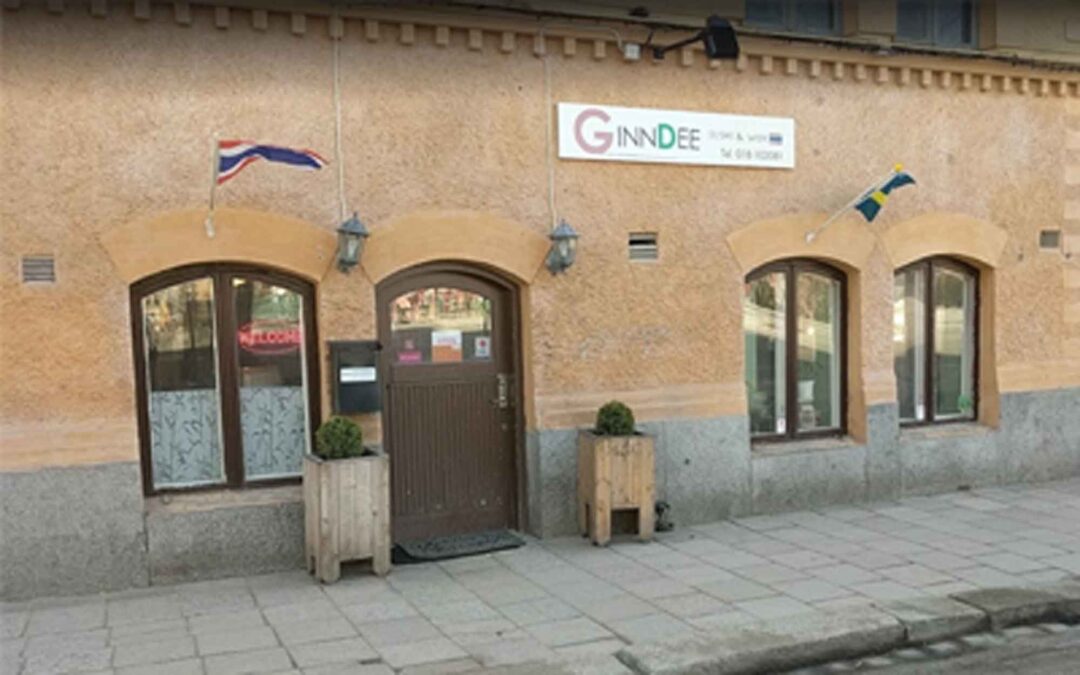 GinnDee Sushi & Wok